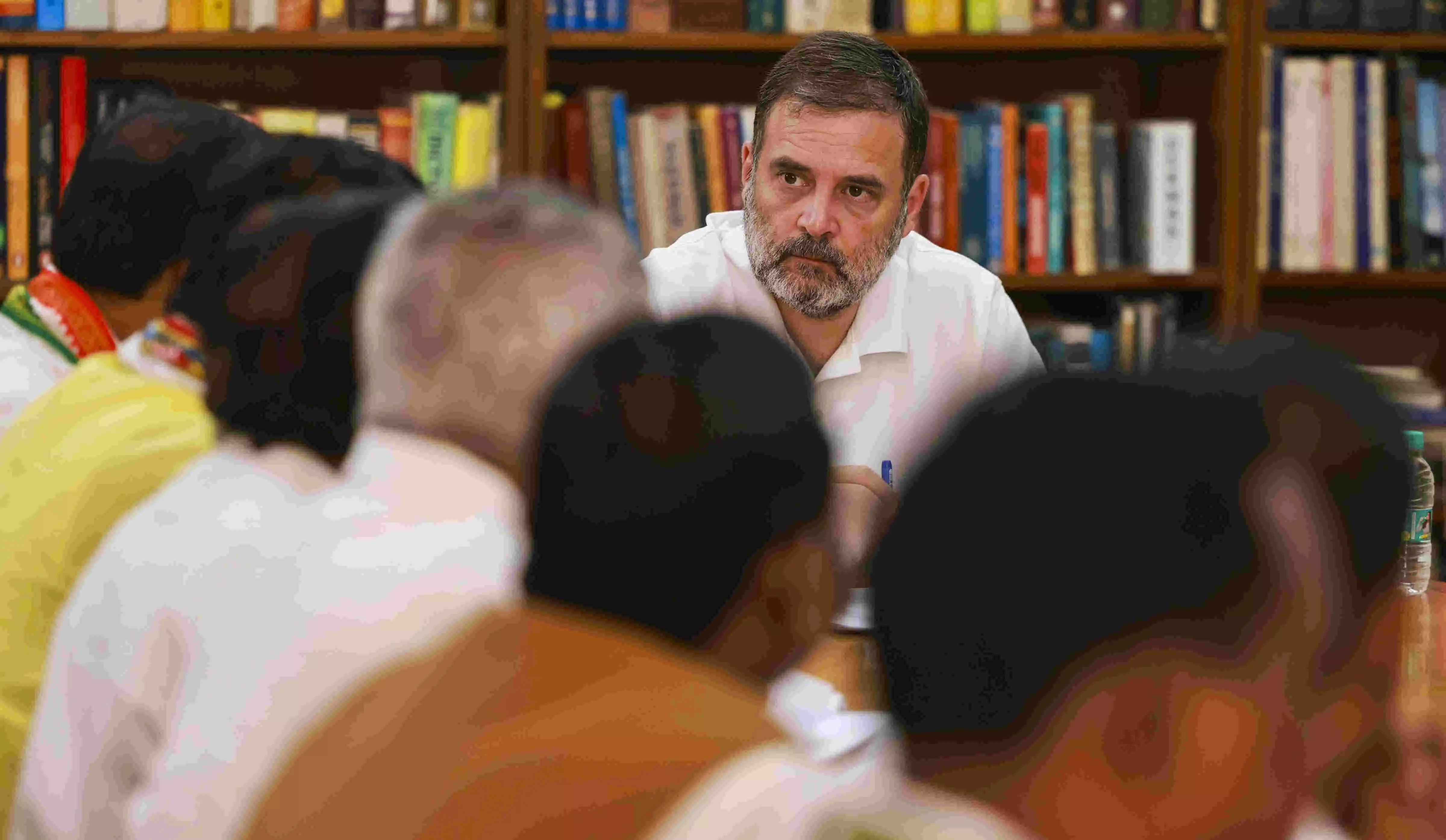 Will ensure victim’s family receives full justice”: Rahul Gandhi speaks to father of Odisha girl who died by self-immolation Will ensure victim’s family receives full justice”: Rahul Gandhi speaks to father of Odisha girl who died by self-immolation