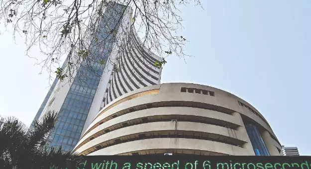 Stock markets edge up amid weak global market trends, tariff-related uncertainty