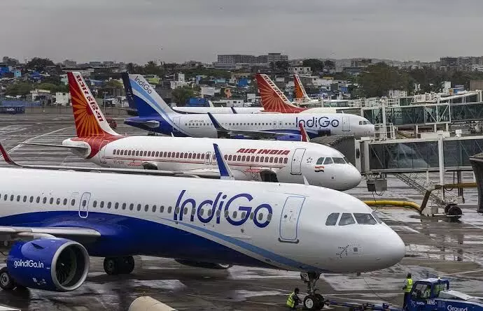 Delhi-Goa IndiGo plane makes emergency landing at Mumbai airport due to engine failure Delhi-Goa IndiGo plane makes emergency landing at Mumbai airport due to engine failure