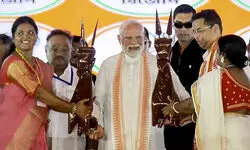 PM Modi unveils Rs 5,400 cr development projects in Bengal