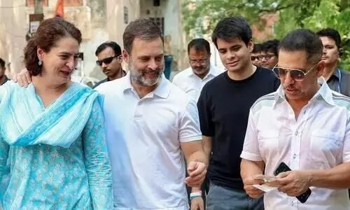 Hounded by govt for last 10 years: Rahul slams ED chargesheet against Vadra