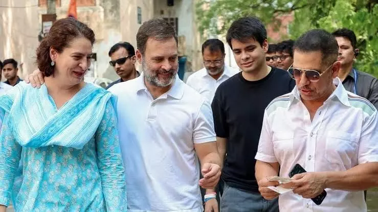 Hounded by govt for last 10 years: Rahul slams ED chargesheet against Vadra