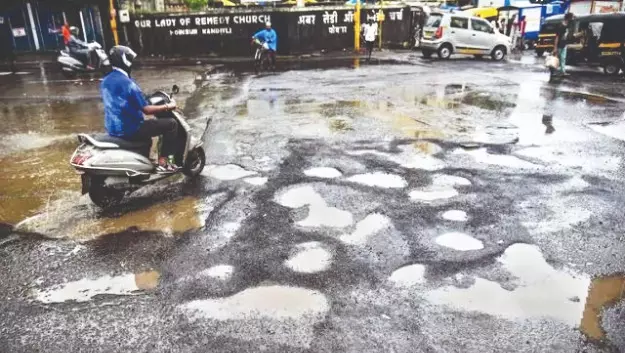 Mayor assures repairs of crumbling roads in next five-day dry spell