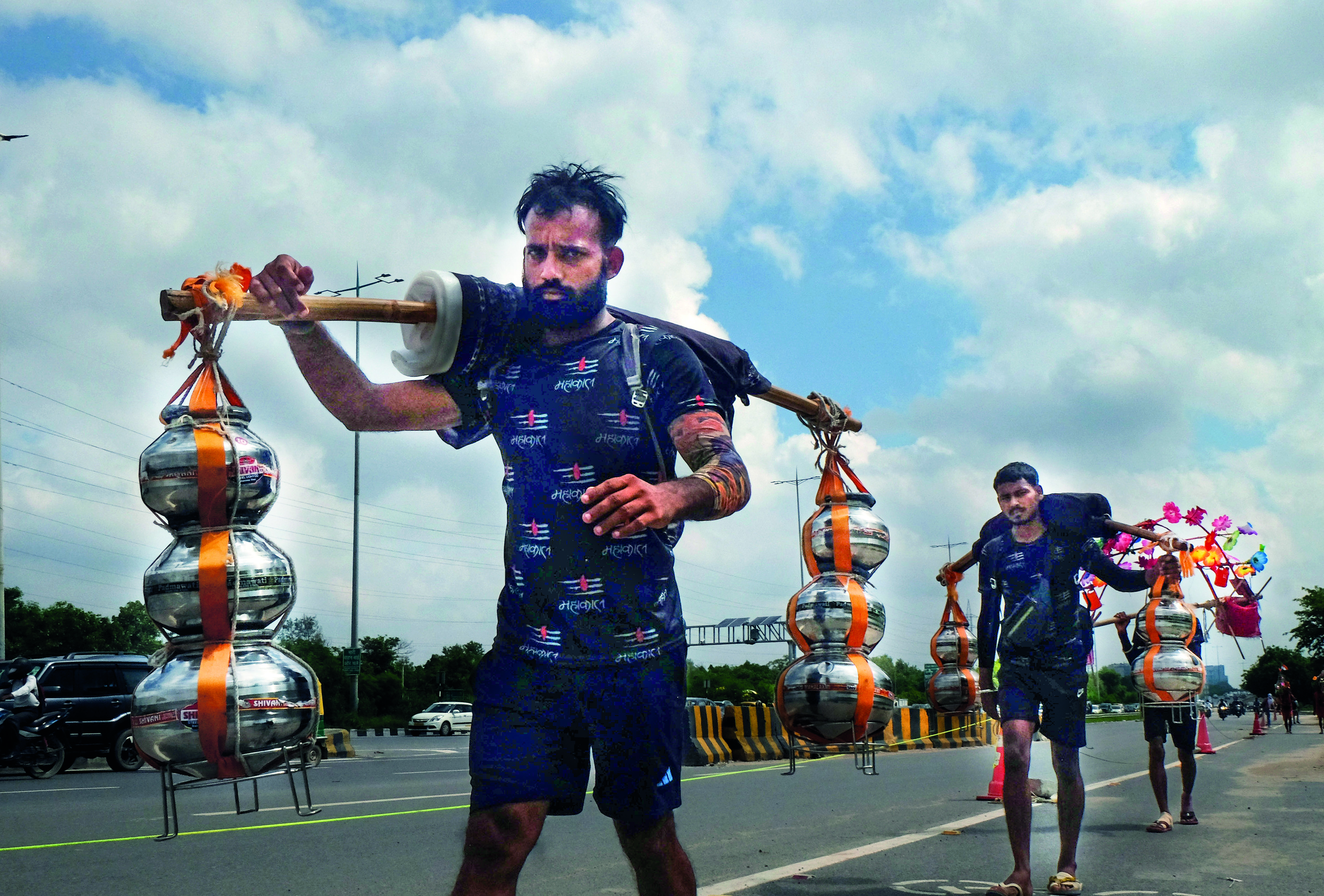 No ban, but meat shops practise closure amid Kanwar Yatra row No ban, but meat shops practise closure amid Kanwar Yatra row