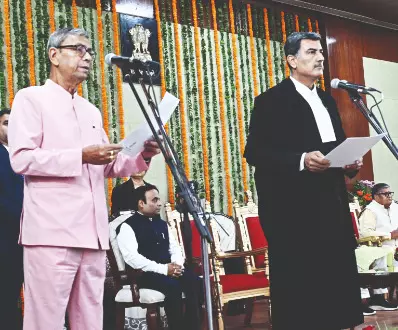 Haryana: Ashim Kumar Ghosh sworn in as Guv Haryana: Ashim Kumar Ghosh sworn in as Guv