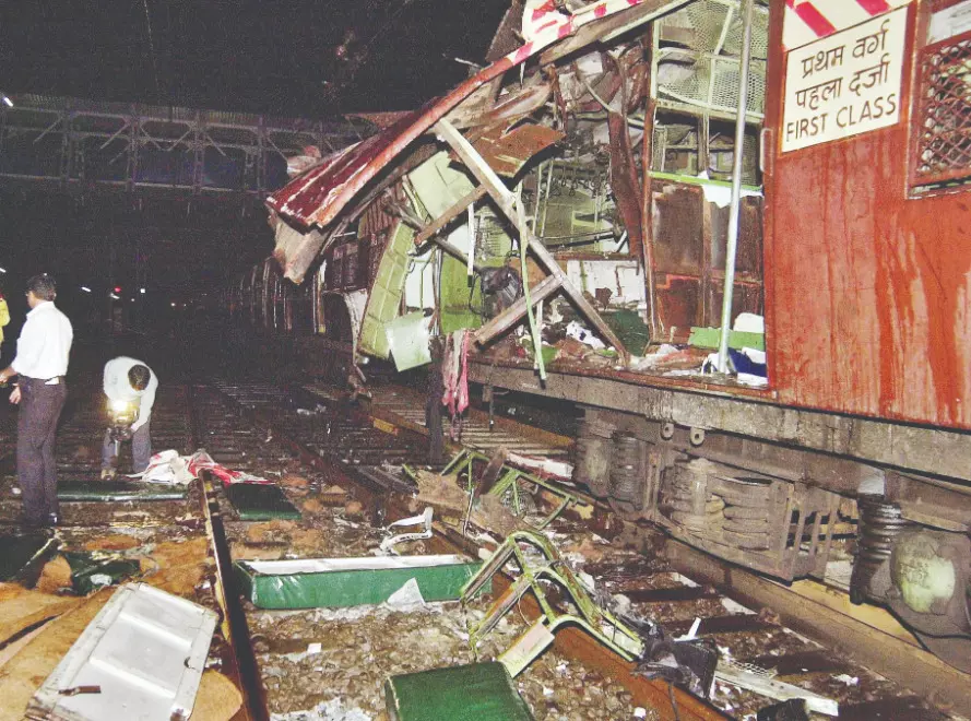 Bombay HC acquits all 12 accused in 2006 Mumbai train blasts case Bombay HC acquits all 12 accused in 2006 Mumbai train blasts case