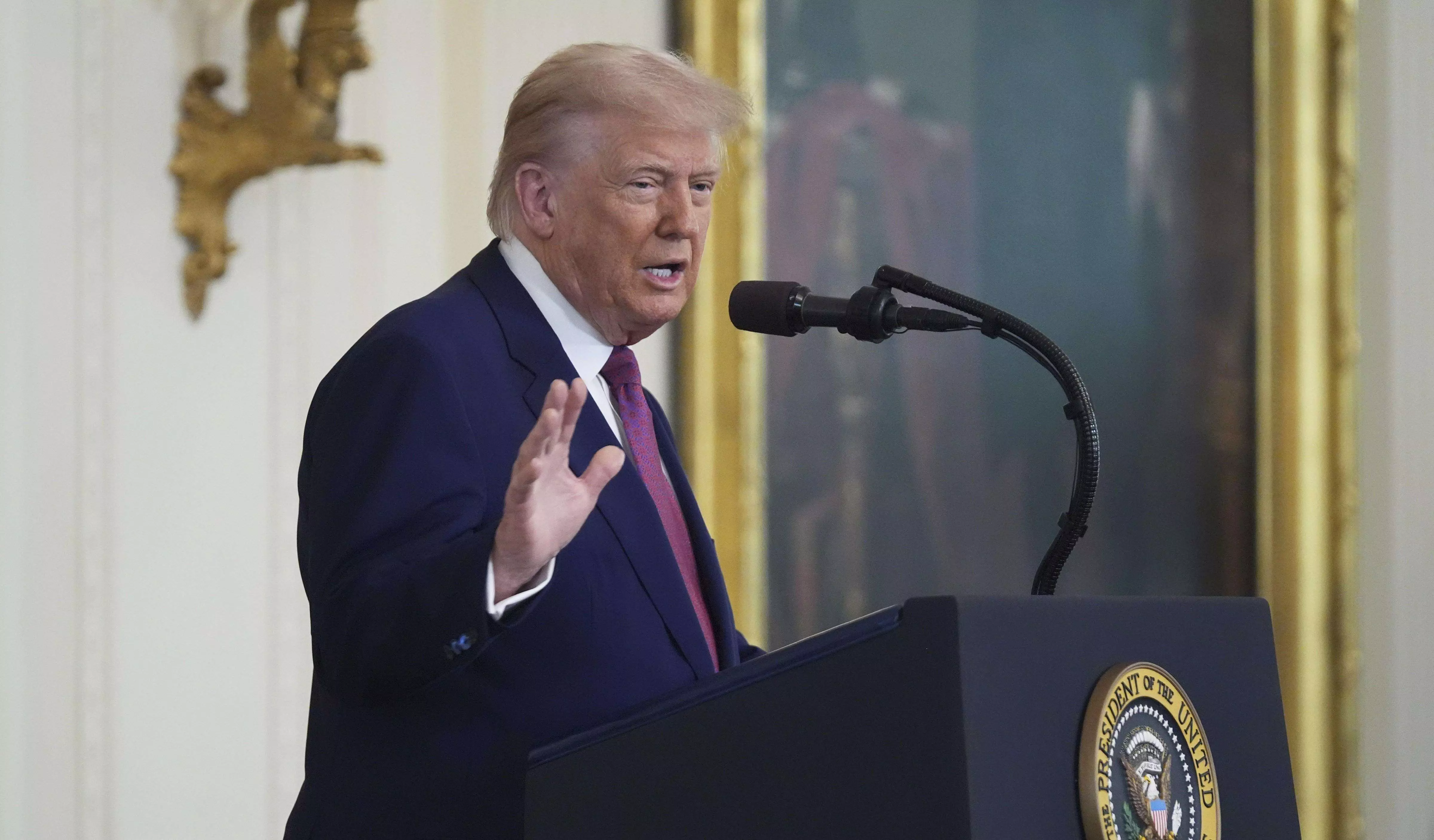 Banishing a reporter: Trump escalates battle with Wall Street Journal over Epstein story Banishing a reporter: Trump escalates battle with Wall Street Journal over Epstein story