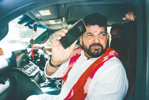 UP: Brij Bhushan Singh breaks silence after meeting CM Yogi UP: Brij Bhushan Singh breaks silence after meeting CM Yogi