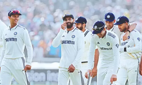 England dominate India on Day 2