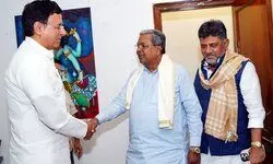 Questions on Siddaramaiahs tenure as CM persist; again in Delhi along with DKS Questions on Siddaramaiahs tenure as CM persist; again in Delhi along with DKS