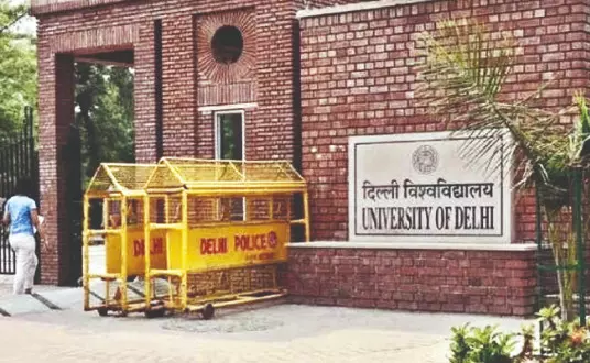 DU vacant seats data highlights rush for Commerce and Arts