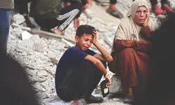 Israel begins limited pause in fighting in three Gaza areas