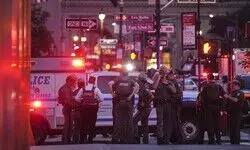 Gunman kills 4, including police officer, in shooting at New York City office tower Gunman kills 4, including police officer, in shooting at New York City office tower
