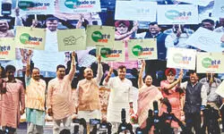 CM Gupta unveils month-long ‘Freedom from Garbage’ drive