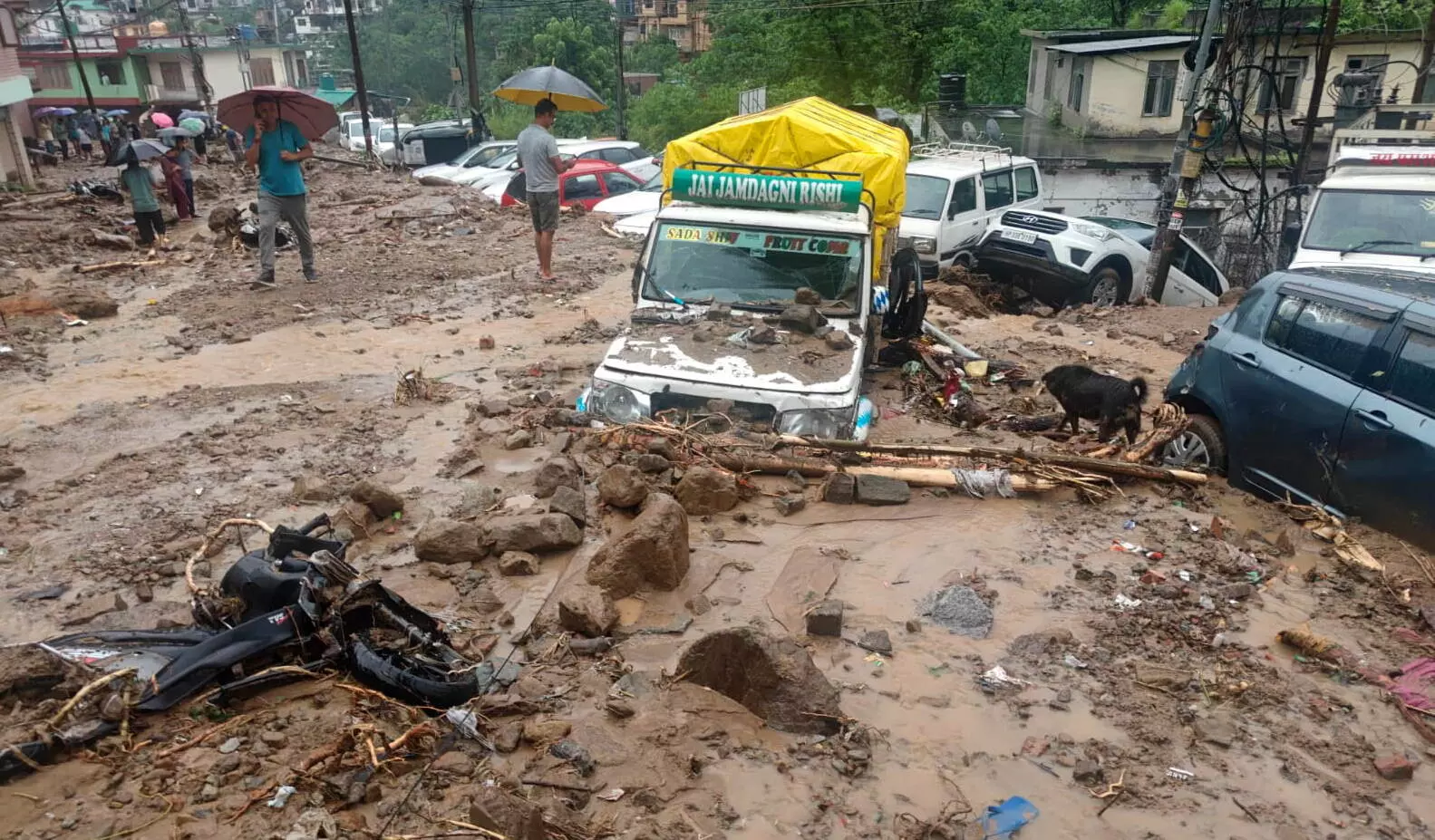 Three killed, one missing as flash flood wreaks havoc in Himachals Mandi Three killed, one missing as flash flood wreaks havoc in Himachals Mandi