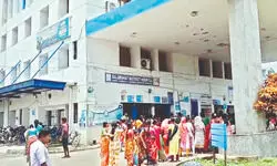 State’s 11-member health team visits Balurghat Hospital after maternity infection incident