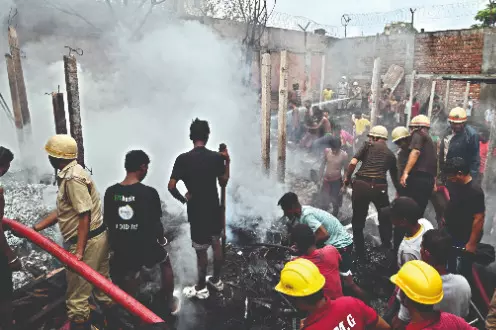 Fire in plastic godown near EM Bypass, no injuries Fire in plastic godown near EM Bypass, no injuries