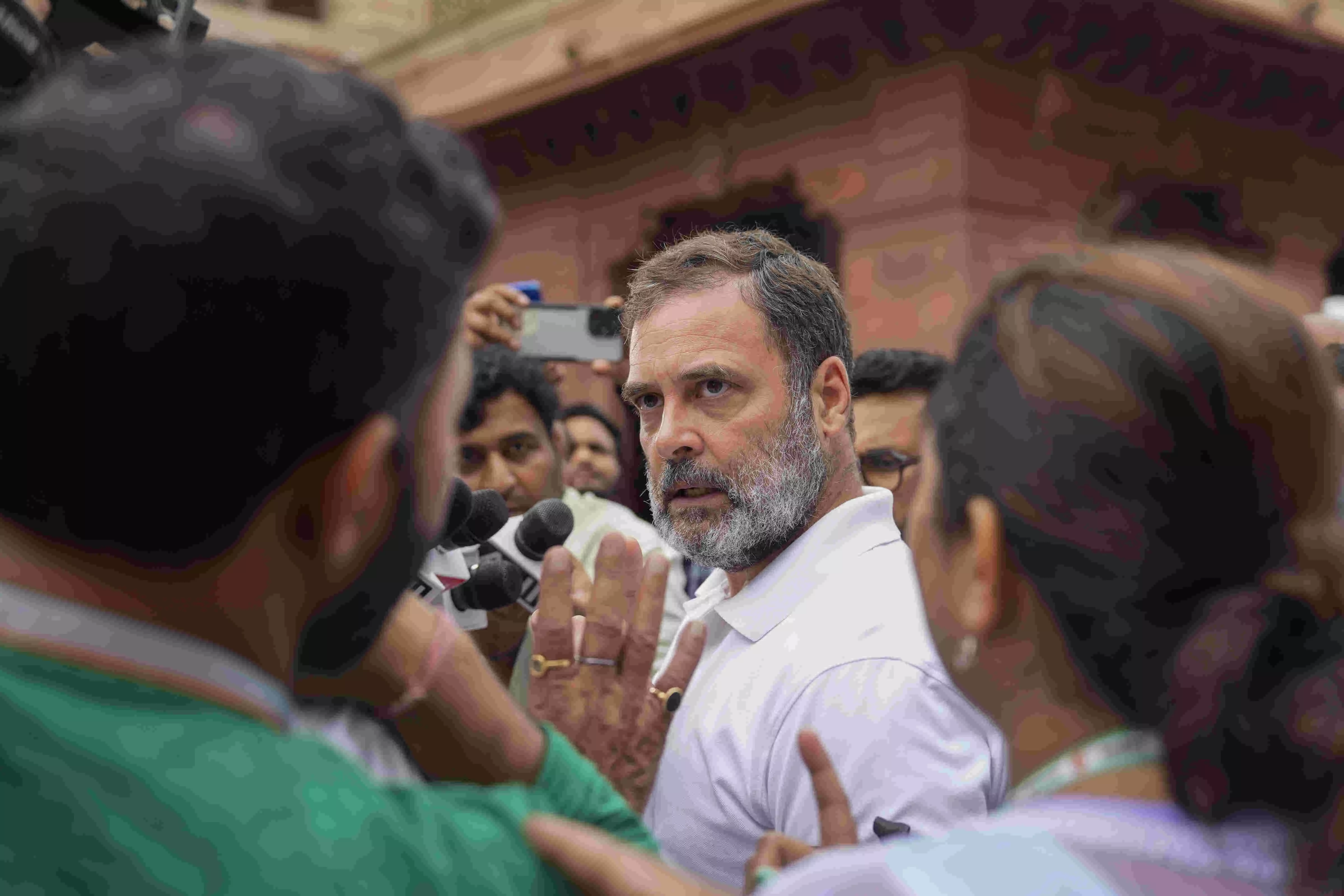 Everybody, except PM, FM, know Indias is dead economy: Rahul Gandhi Everybody, except PM, FM, know Indias is dead economy: Rahul Gandhi