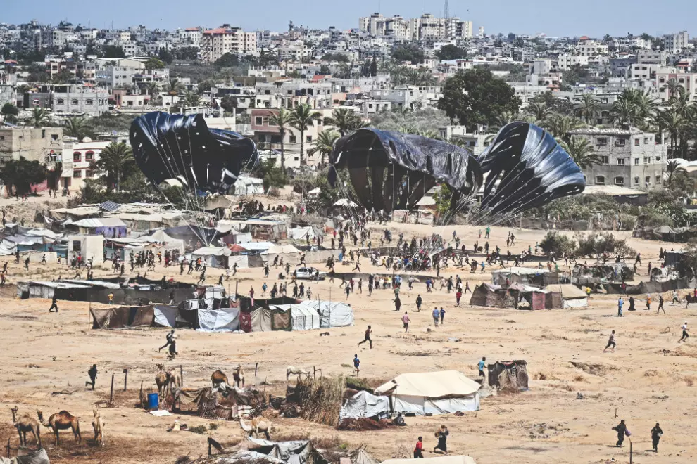 Dozens killed while seeking food  in Gaza as US envoy visits Israel