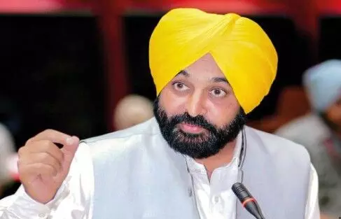 Punjab CM pays obeisance at Gurudwara Sri Katalgarh Sahib Punjab CM pays obeisance at Gurudwara Sri Katalgarh Sahib