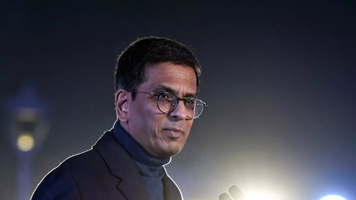 Ex-CJI vacates official home, Shifts to 14-Tughlaq Road bungalow Ex-CJI vacates official home, Shifts to 14-Tughlaq Road bungalow
