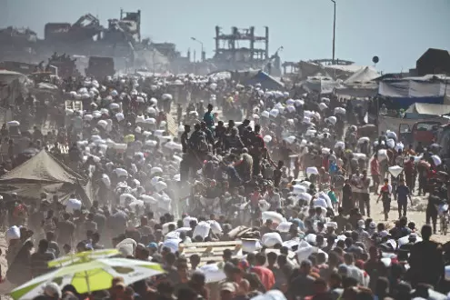 Israeli forces kill over 27 people seeking food in Gaza Israeli forces kill over 27 people seeking food in Gaza