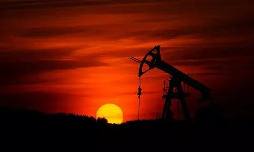 Oil and Power Play