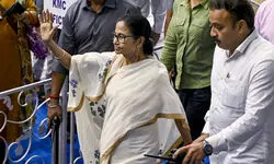 CM Mamata leads protest rally in Jhargram against alleged attack on Bengali migrants