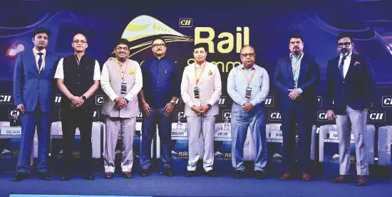 Kolkata Port seeks synergy with Rlys, highlights state’s industrial potential