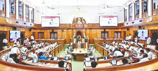 Delhi Assembly draws the line on fees