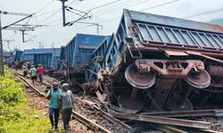2 goods trains derail in Jkhands Seraikela-Kharswan, train services affected