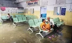 UP: Akhilesh slams govt over flood mismanagement