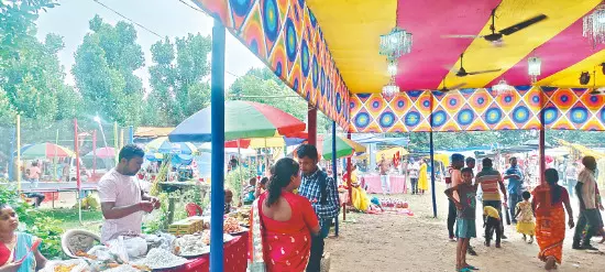 Raiganj: Devotees throng Bhairavi Temple during three-day fair Raiganj: Devotees throng Bhairavi Temple during three-day fair