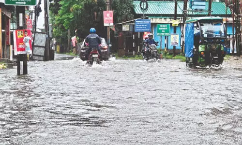 Heavy rain wreaks havoc in North Bengal