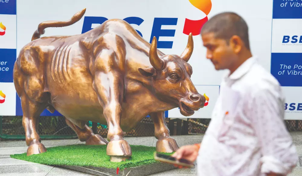 India falls from top to bottom in Asia fund manager rankings