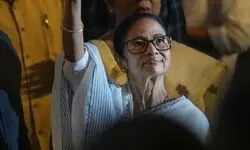 Will continue to fight to uphold honour of every Indian: Mamata