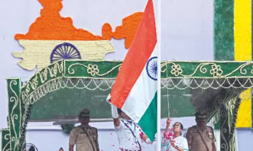 Will continue to fight to uphold honour of every Indian: Mamata