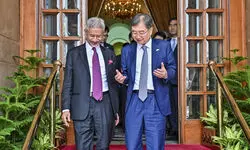 Jaishankar holds productive talks with South Korean foreign minister
