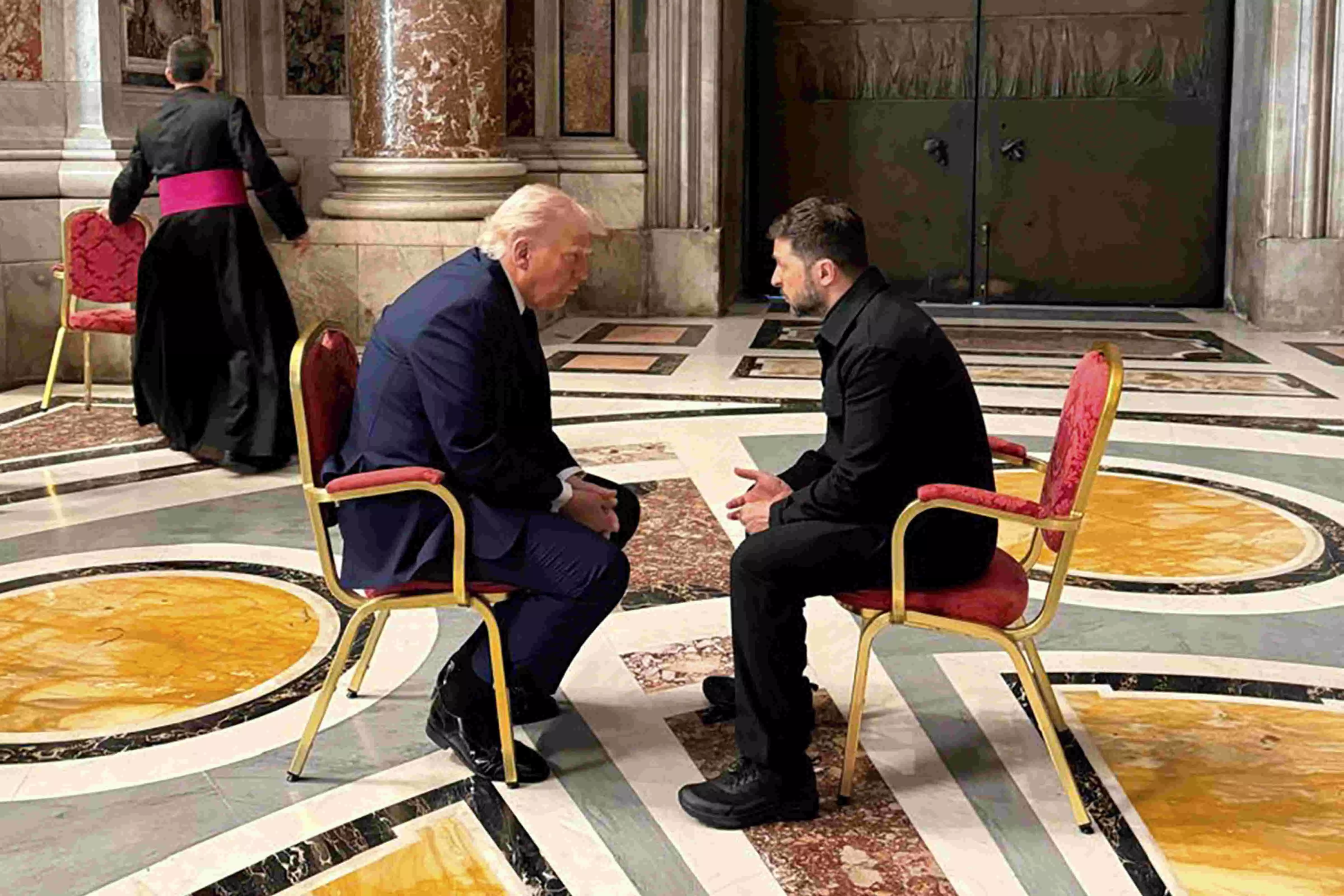 Trump speaks to Ukrainian, NATO leaders after Putin summit reaches no deal to end war