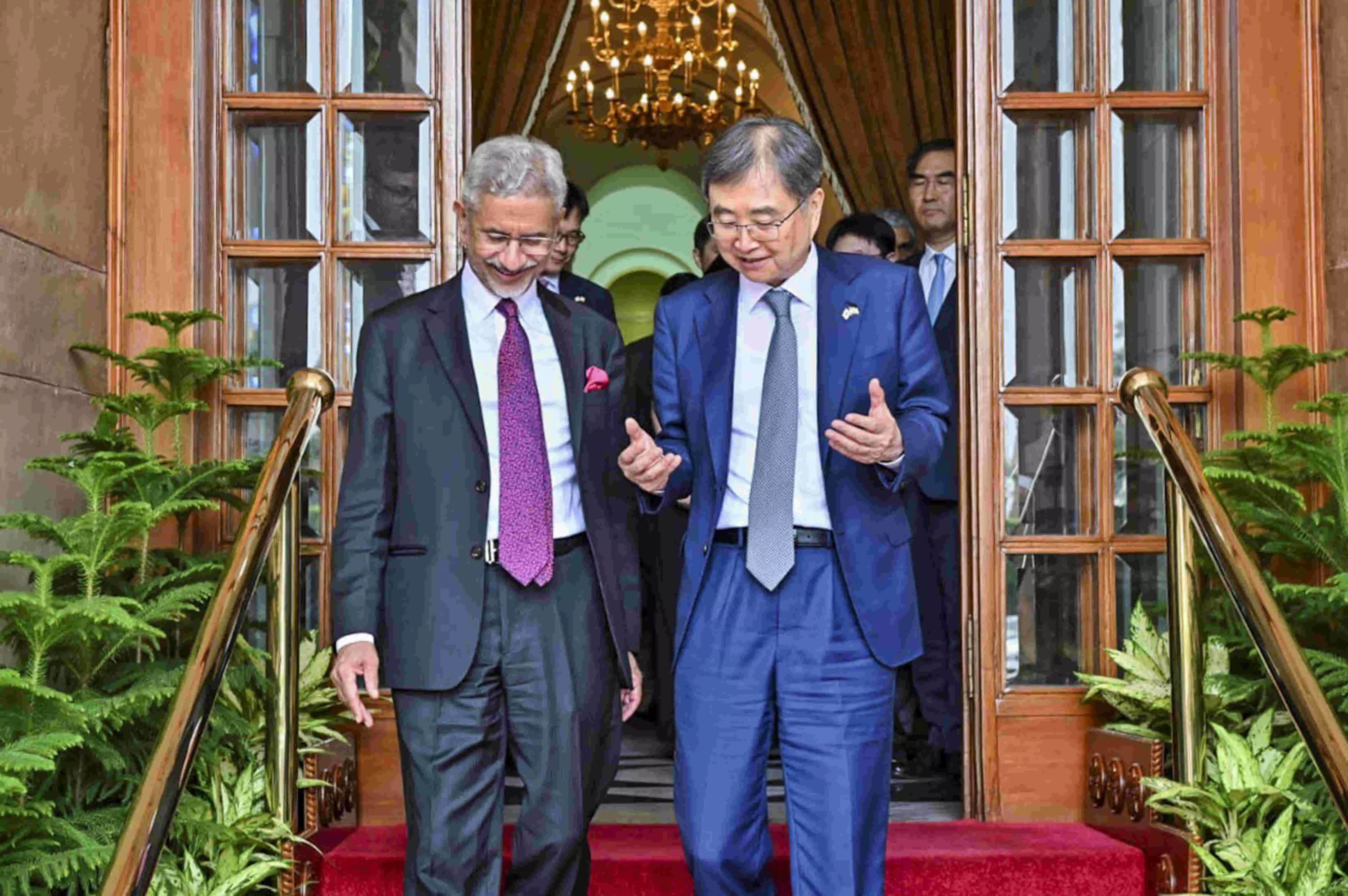 Jaishankar holds productive talks with South Korean foreign minister