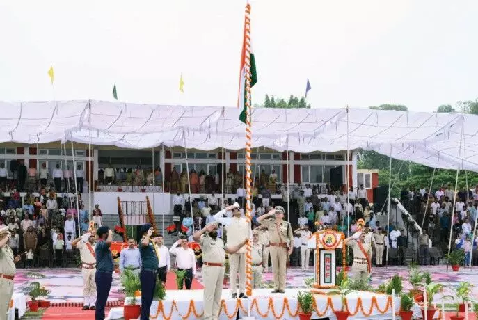 79th I-Day celebrated at Rail Coach Factory in Kapurthala
