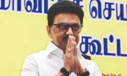 TN Guv doing ‘cheap politics’ than Oppn: CM TN Guv doing ‘cheap politics’ than Oppn: CM