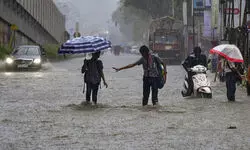 5 missing, 200 stranded in Nanded; local trains, flights hit in Mumbai amid heavy rains