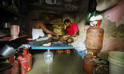 Delhi’s Yamuna Bazar flooded as river swells; residents struggle without food, shelter