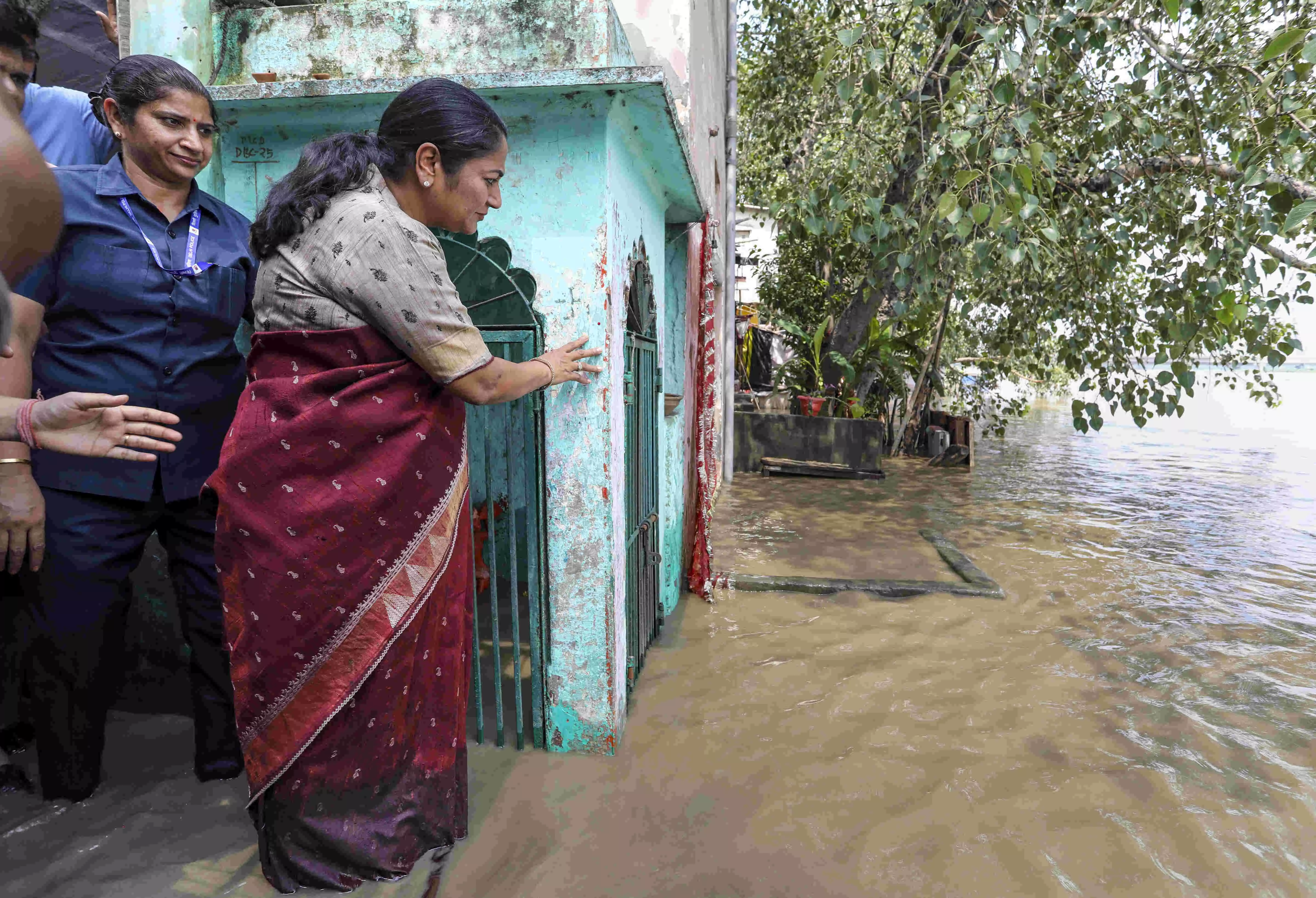 Yamuna flowing below danger mark, govt keeping close watch: CM Rekha Gupta