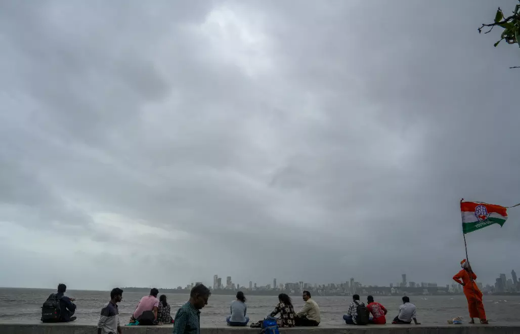 After terrible Tuesday, Mumbai gets relief from heavy showers; local trains back on track