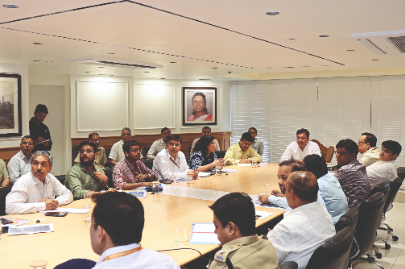 Min’s UER-II review: Safety, service roads, drainage top agenda