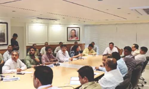 Min’s UER-II review: Safety, service roads, drainage top agenda