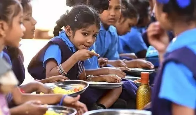 HC asks Chhattisgarh govt to pay Rs 25,000 each to students served dog-soiled mid-day meal