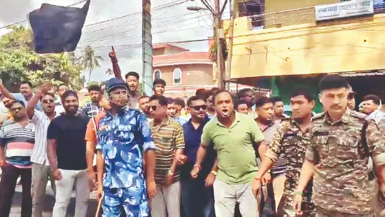 Tensions in Dinhata as BJP leader Nisith Pramanik appears in 2018 murder case Tensions in Dinhata as BJP leader Nisith Pramanik appears in 2018 murder case